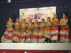 samfest-KALOLTSAV-2013-1.jpg